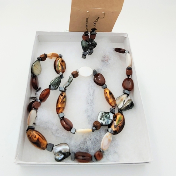 247NEB127 Homemade 3Pc. Amber Gray Necklace Set. - Picture 6 of 8